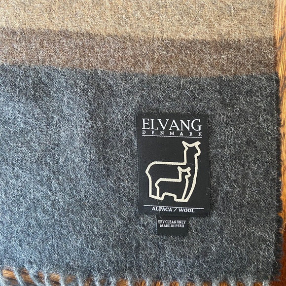 Elvang Denmark alpaca wool striped fringed blanket throw 57.5" x 73" Peru - Picture 2 of 2